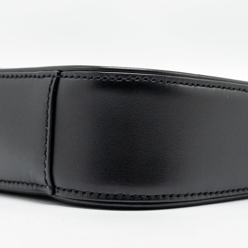 Saint Laurent / YSL Mini LE 5 A 7 Hobo Bag Smooth Calfskin Black GHW