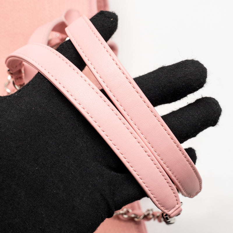 Chanel Devauille Tote Bag Canvas/Leather Pink/White SHW (Microchip)