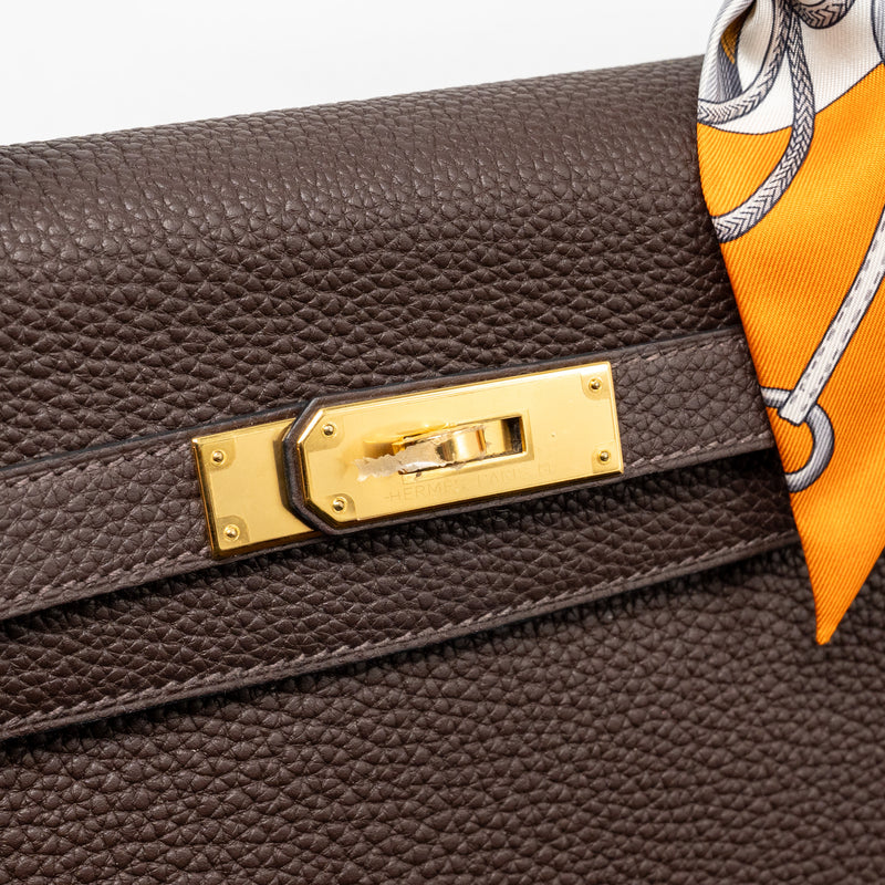 Hermes Kelly 28 Togo Chocolate GHW Stamp Y