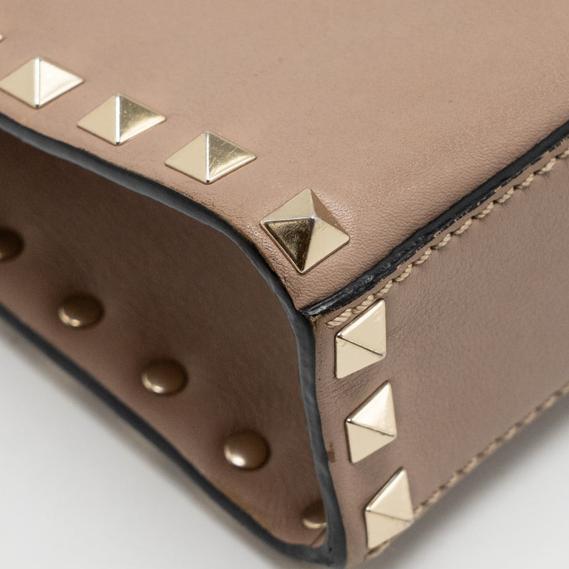 Valentino Small Rockstud Crossbody Bag Calfskin Beige LGHW