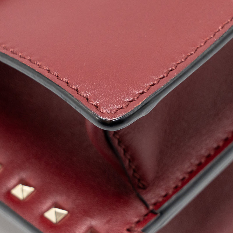 Valentino Garavani Rockstud Flap Bag Calfskin Red GHW
