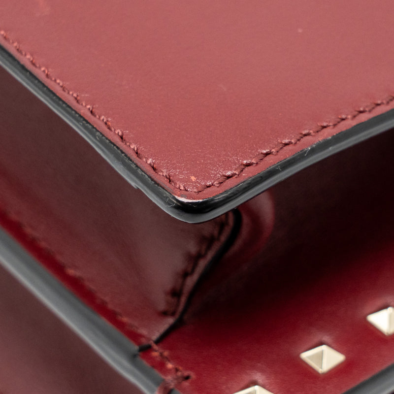 Valentino Garavani Rockstud Flap Bag Calfskin Red GHW
