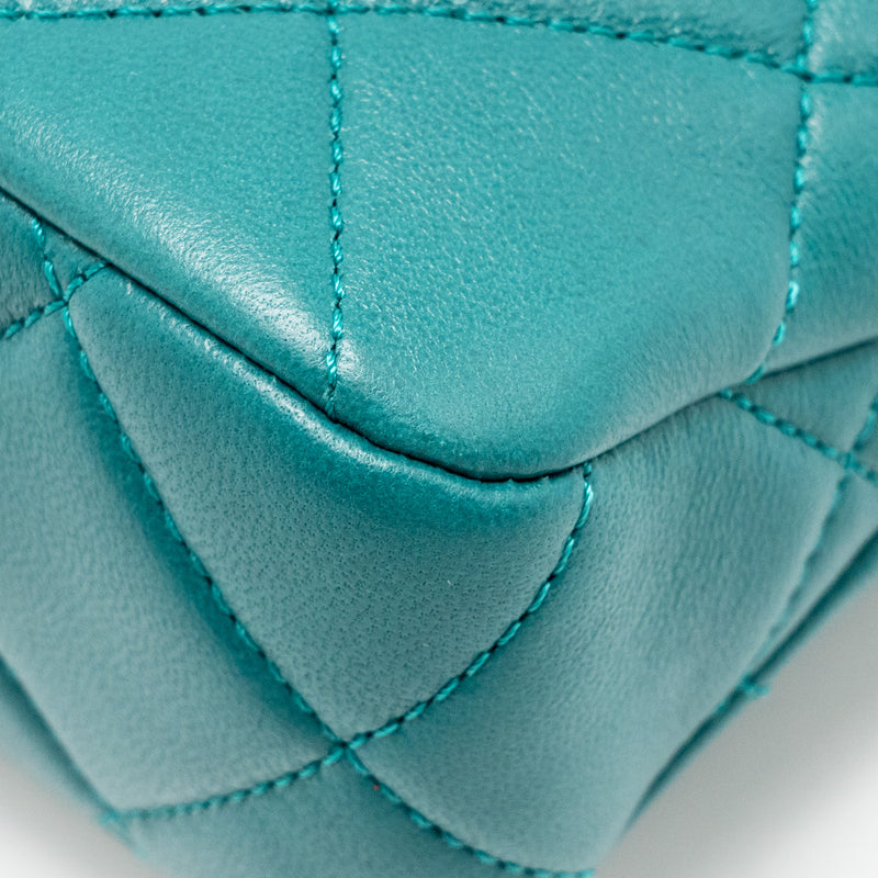 Chanel 23A Small CC Hobo Bag with Detailed Chain Lambskin Dark Green GHW (Microchip)