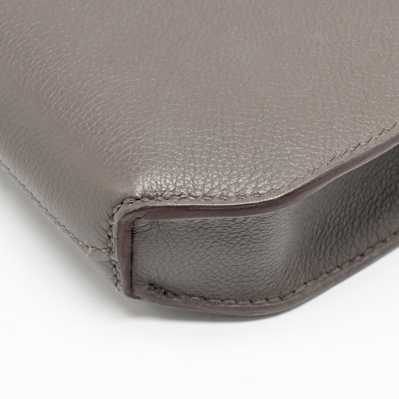 Hermes Pochette Kelly Depeches 25 Evercolor gris Etain SHW stamp Z