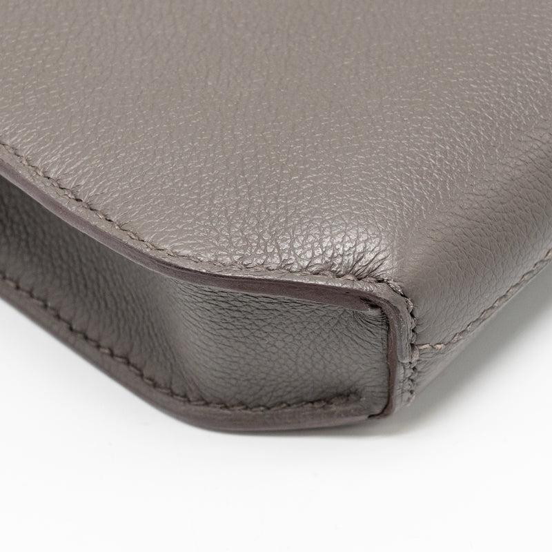 Hermes Pochette Kelly Depeches 25 Evercolor gris Etain SHW stamp Z