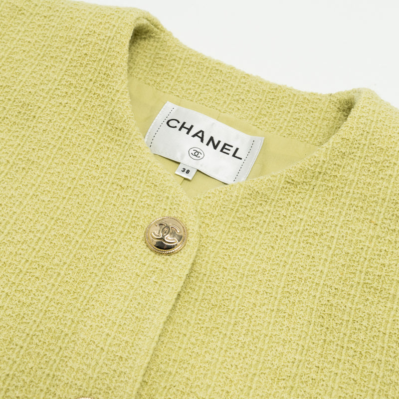 Chanel size 38 20K wool Jacket green