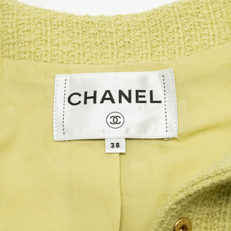 Chanel size 38 20K wool Jacket green