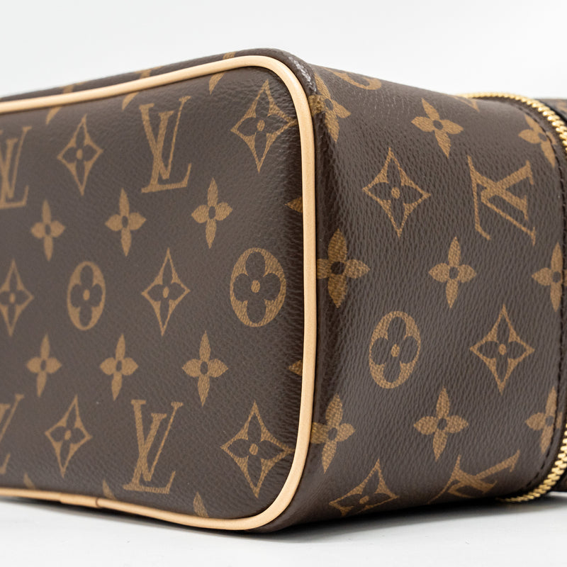 Louis Vuitton Nice Mini monogram canvas GHW