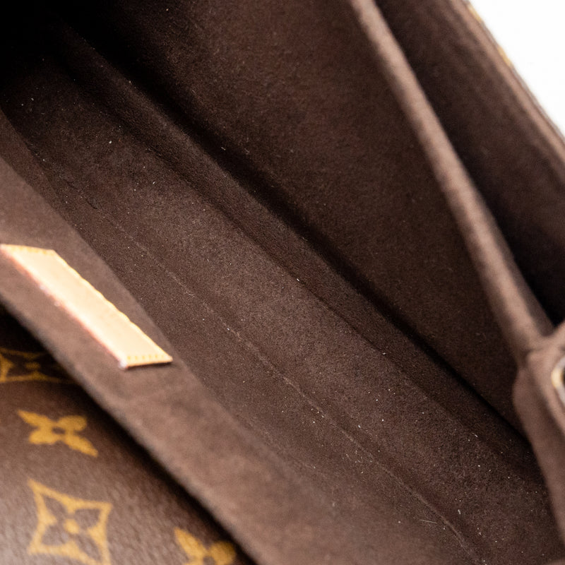 Louis Vuitton Pochette Metis Monogram Canvas GHW