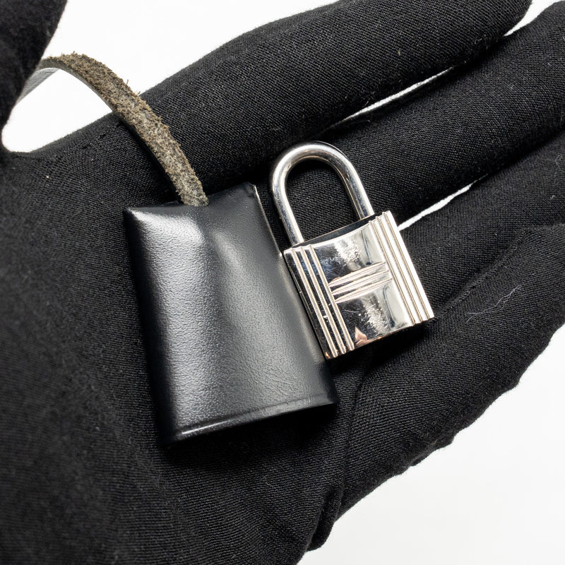 Hermes Herbag 31 Zip Bag Berline Canvas/Hunter Leather Black/ECRU-Black SHW Stamp D