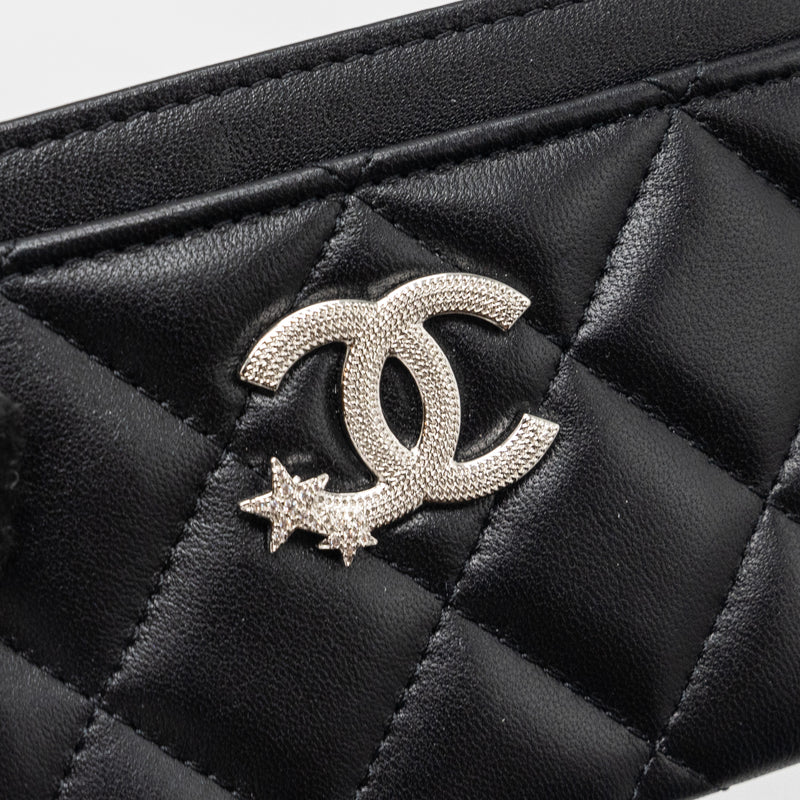 Chanel classic quilted card holder with limited CC logo lambskin black SHW (microchip)