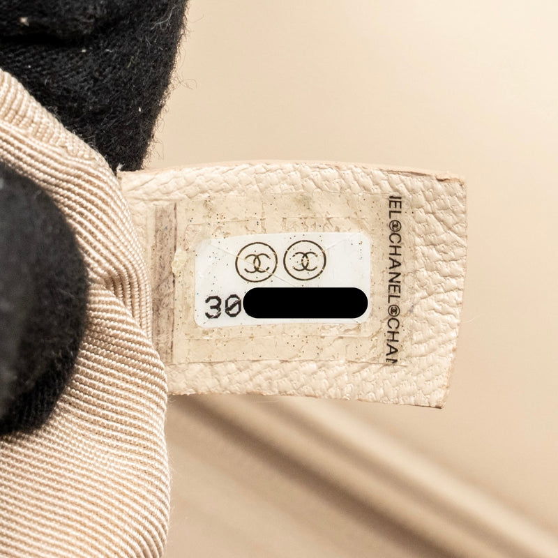 Chanel Maxi 19 bag goatskin beige multicolor hardware