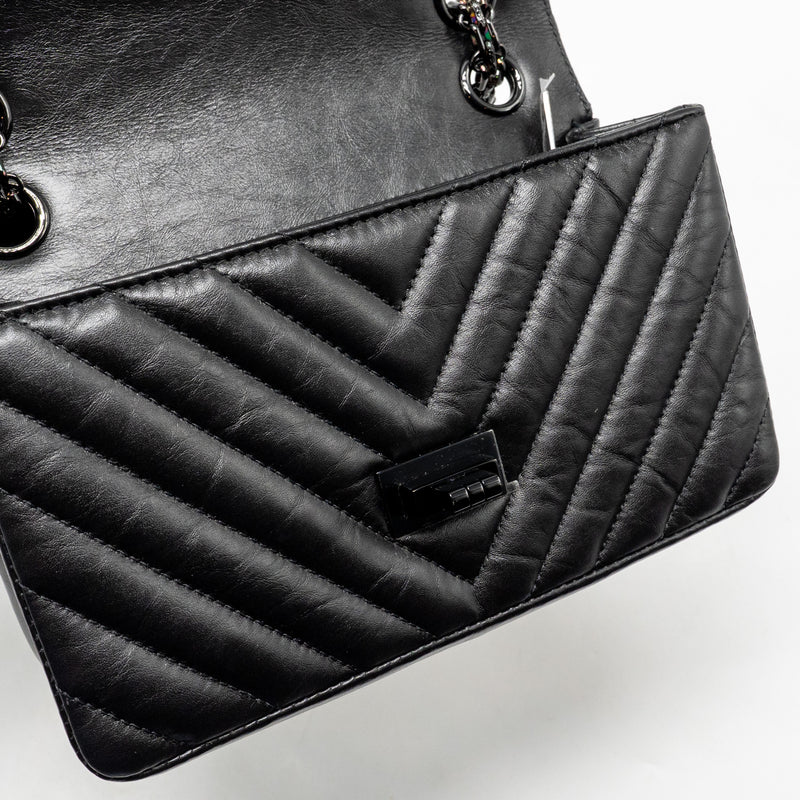 Chanel Mini 2.55 Reissue Flap Bag Chevron Aged Calfskin So Black