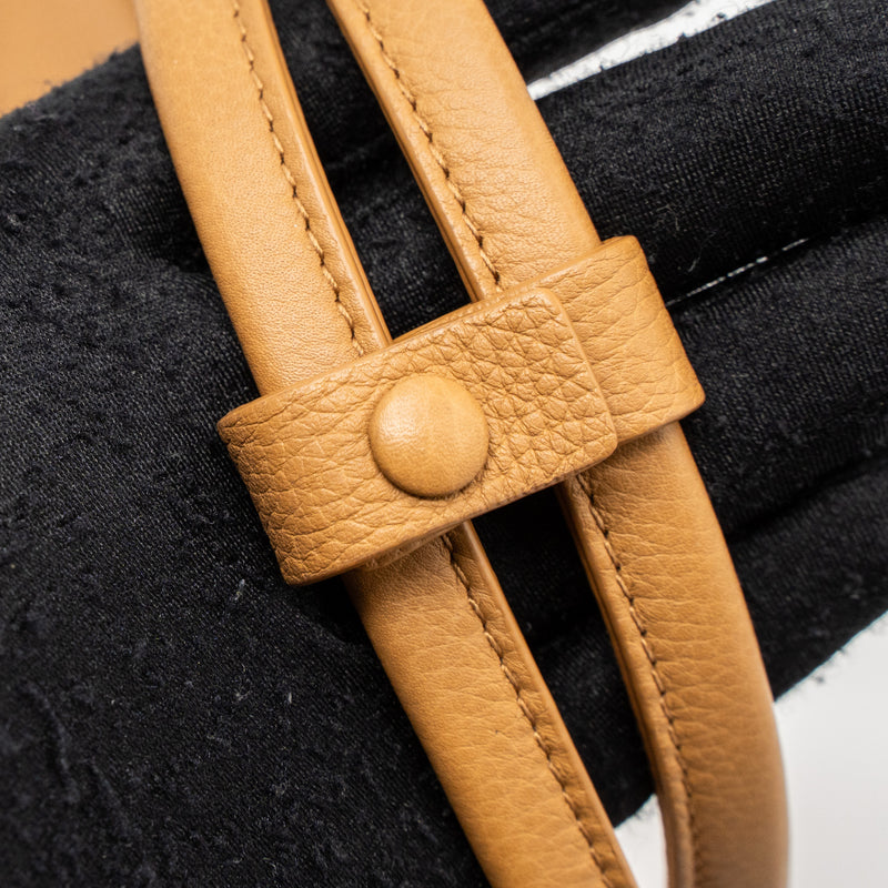 Bottega Veneta Small Arco Bag Calfskin Wood GHW