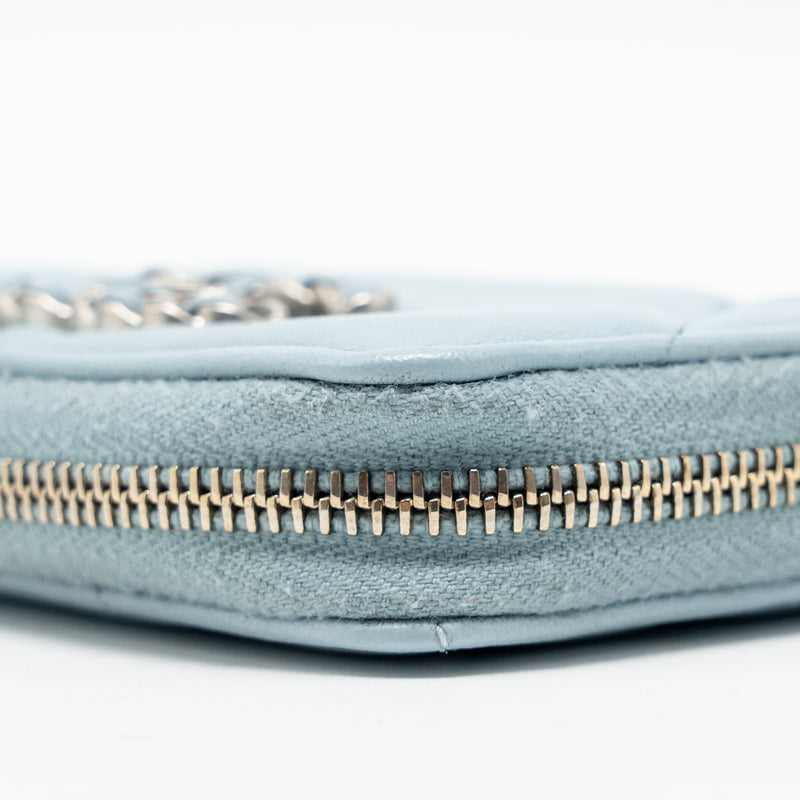 Chanel 19 zip coin purse lambskin light blue SHW (microchip)