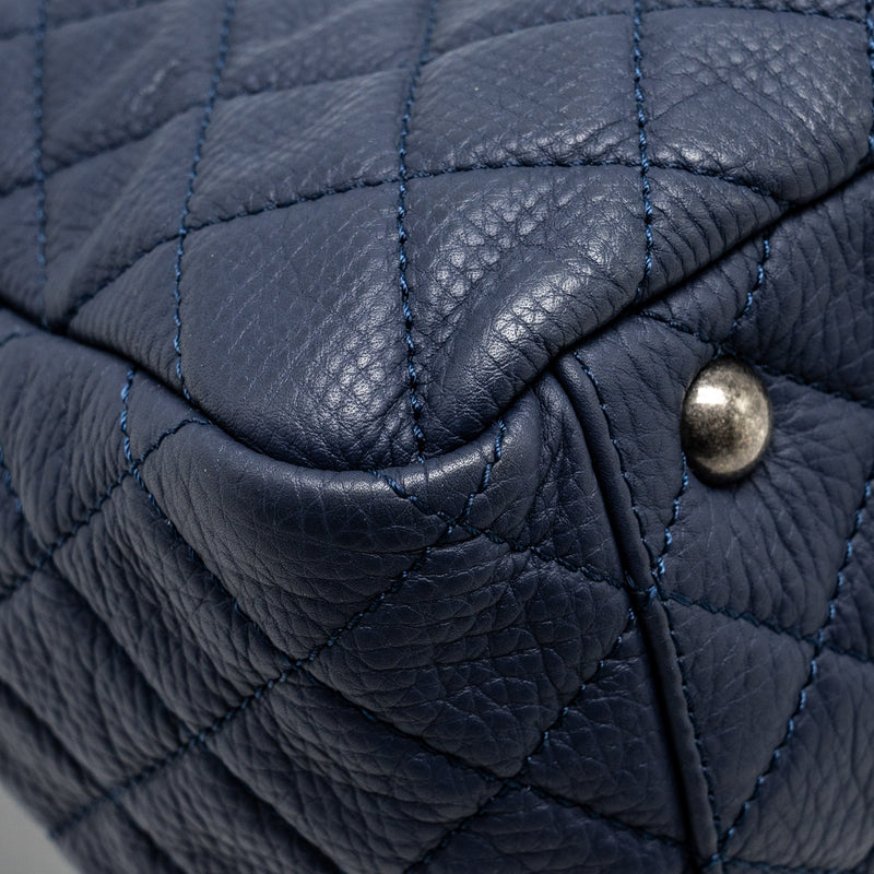Chanel XXL airline classic flap bag grained calfskin dark blue ruthenium hardware