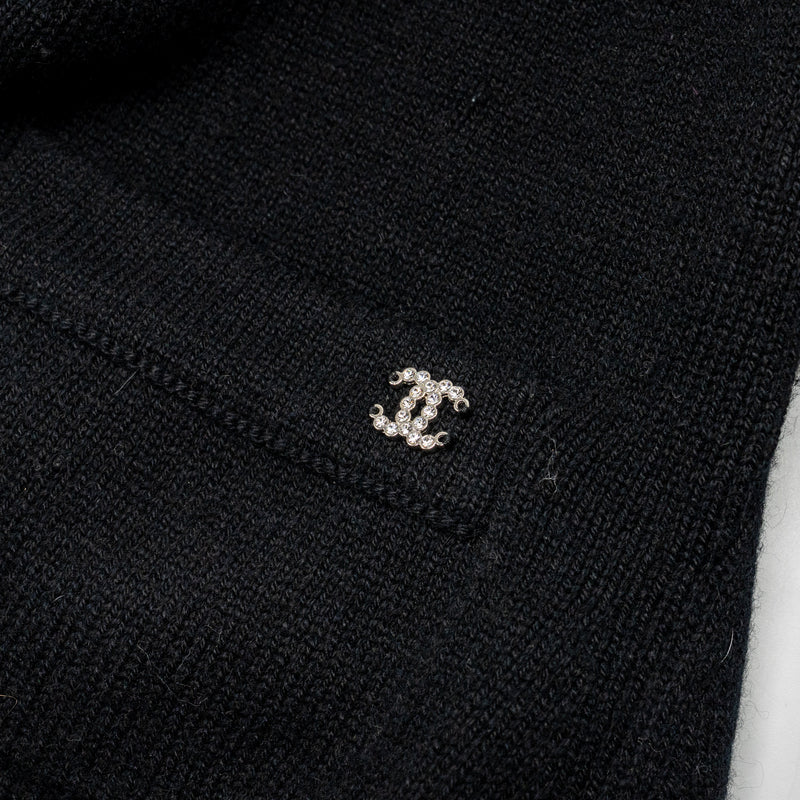 Chanel Size 34 Crystal Button Cardigan Cashmere Black