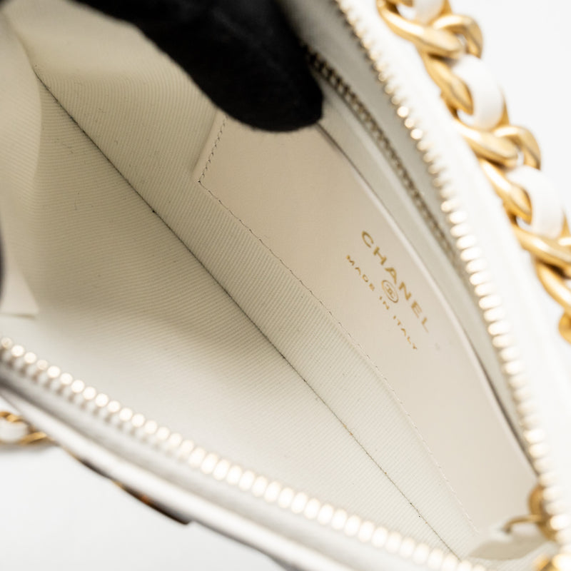 Chanel Quilted CC Purse with Chain Shiny Crumpled Lambskin White GHW (Microchip)