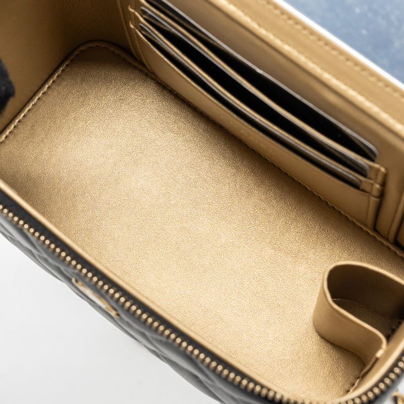 Chanel pearl crush long vanity case lambskin black GHW (Microchip)