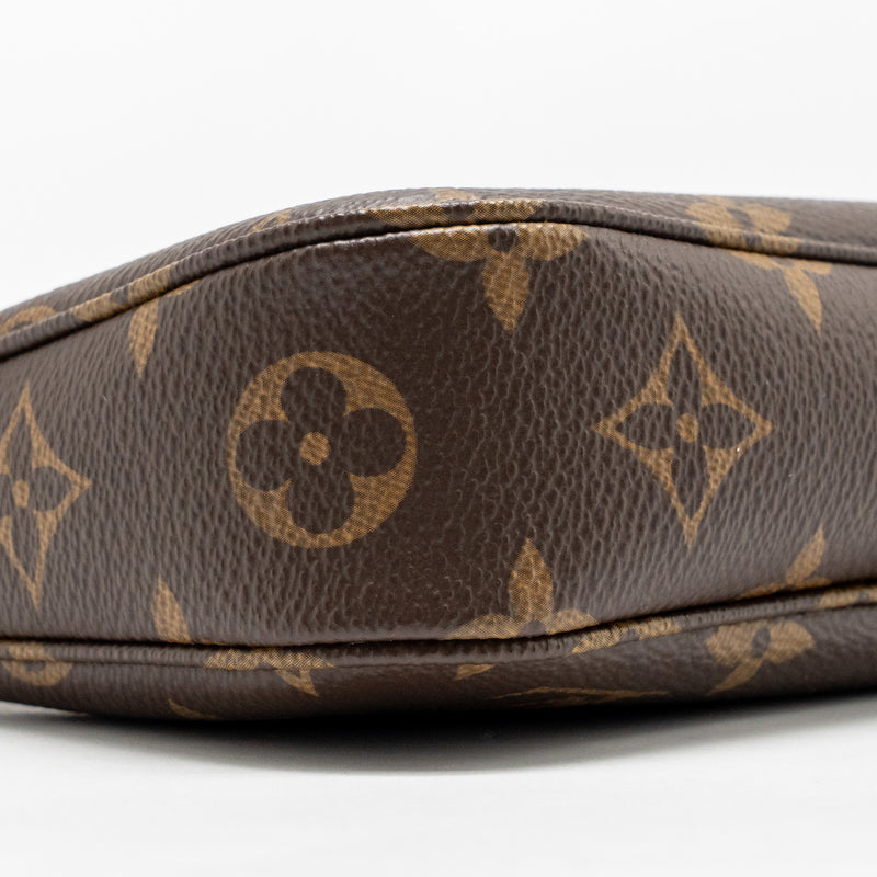 Louis Vuitton Pochette Accessories Monogram Canvas GHW