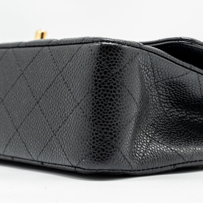 Chanel Medium Classic Double Flap Bag Caviar black GHW