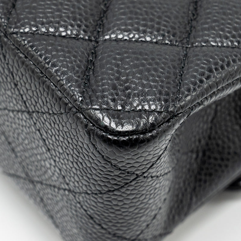 Chanel Medium Classic Double Flap Bag Caviar black GHW