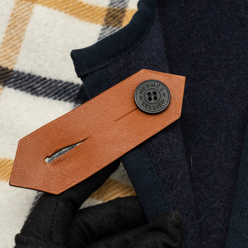 Hermes Plain Cape Merinos Wool / Cashmere Navy / Beige / Multicolour