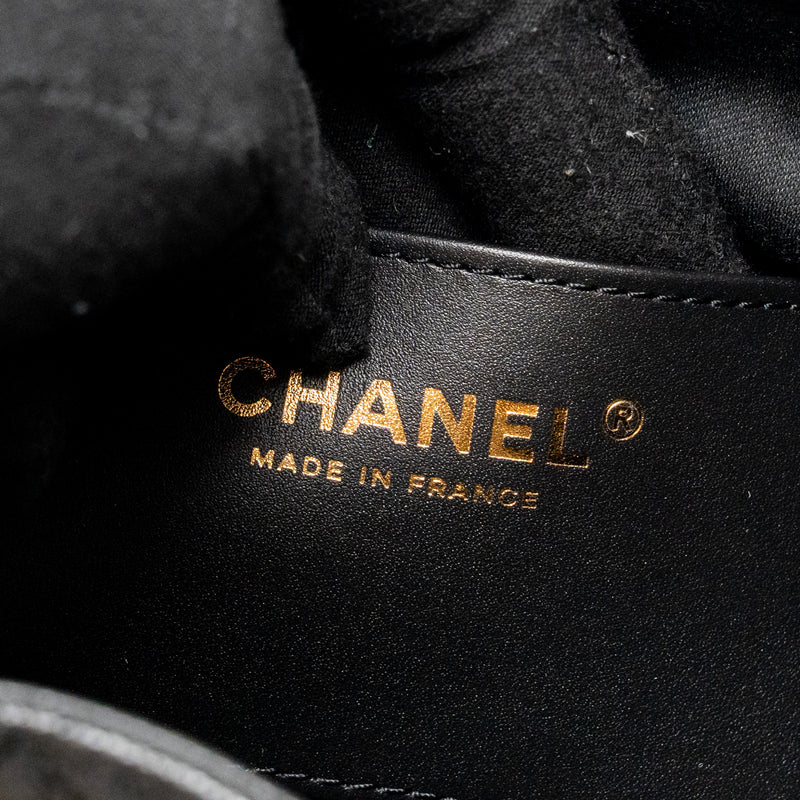 Chanel 25 Small Handbag Grained Calfskin Black GHW (Microchip)