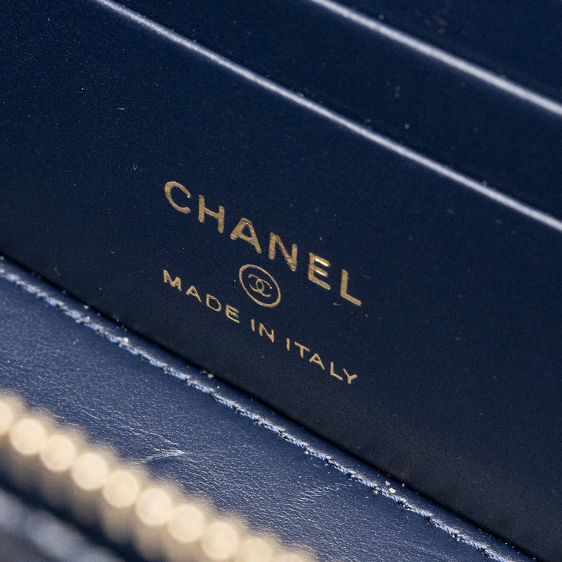 Chanel 23c long vanity case caviar navy LGHW (microchip)