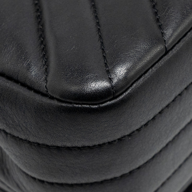 Chanel Chevron Flap bag lambskin black LGHW