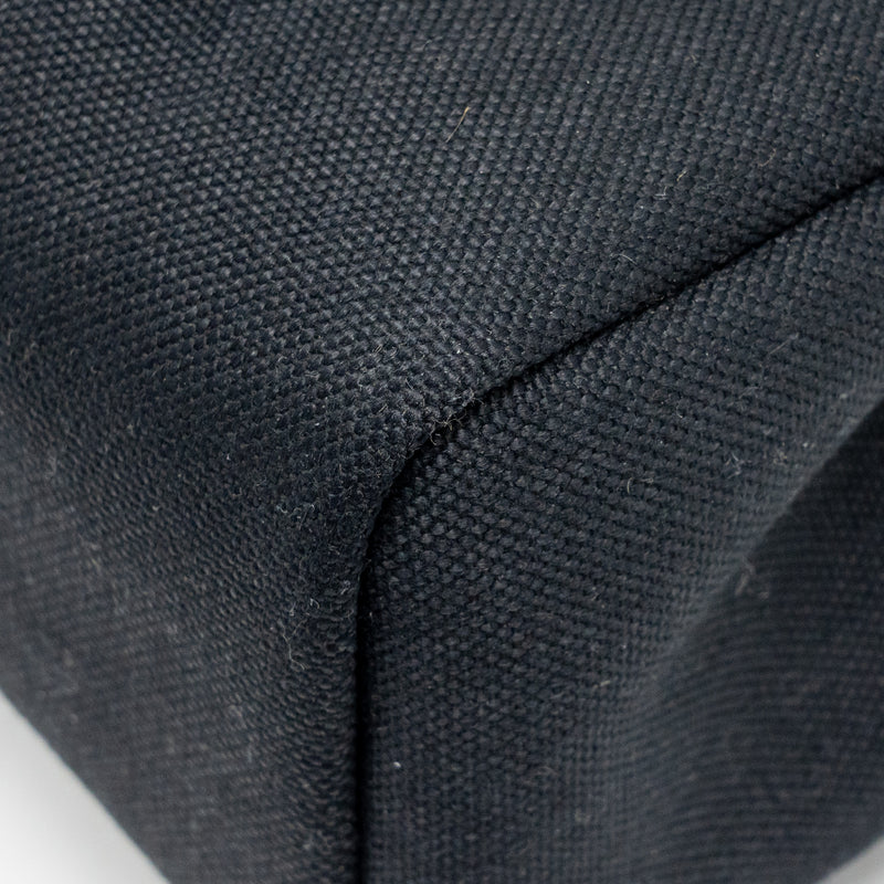 Hermes Herbag 31 Zip Bag Canvas/Hunter Leather Black GHW Stamp B