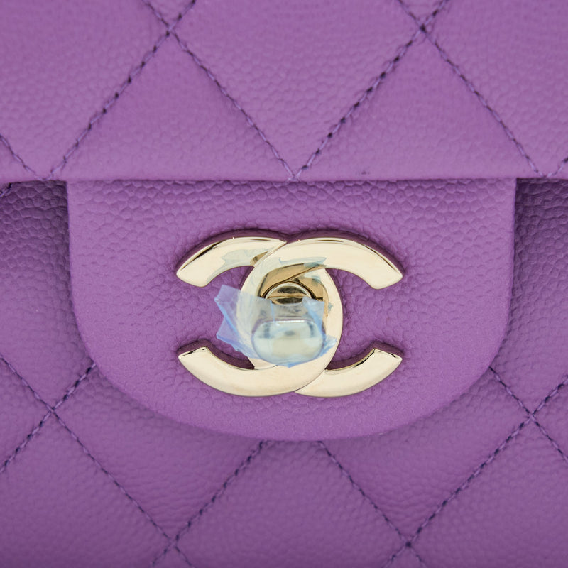 Everything You Need to Know About the Chanel 22 Bag - PurseBop