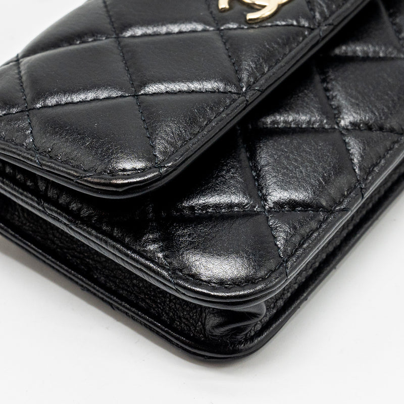 Chanel CC Logo Clutch with Giant Pearl Chain Lambskin Black LGHW
