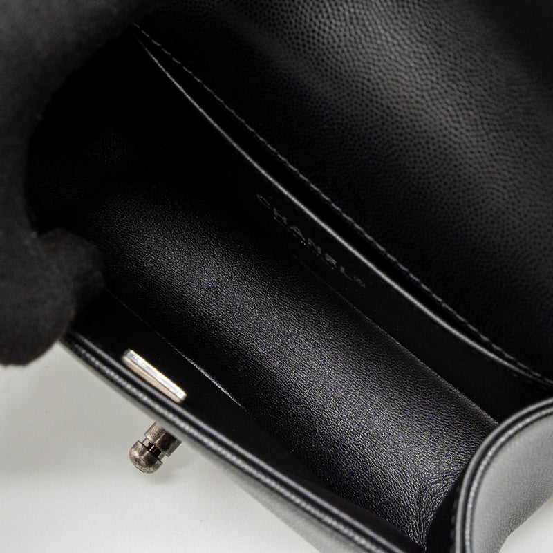 Chanel Small Boy Bag Caviar Black SHW (Microchip)