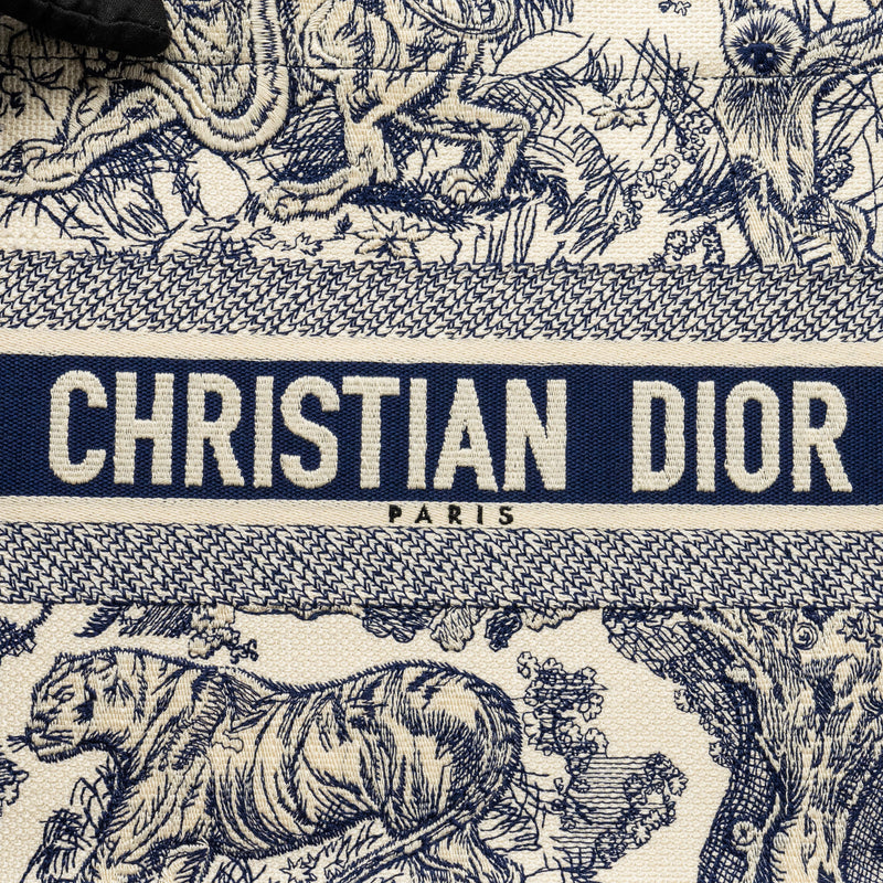 Dior Medium Book tote Toile de Jouy Embroidery