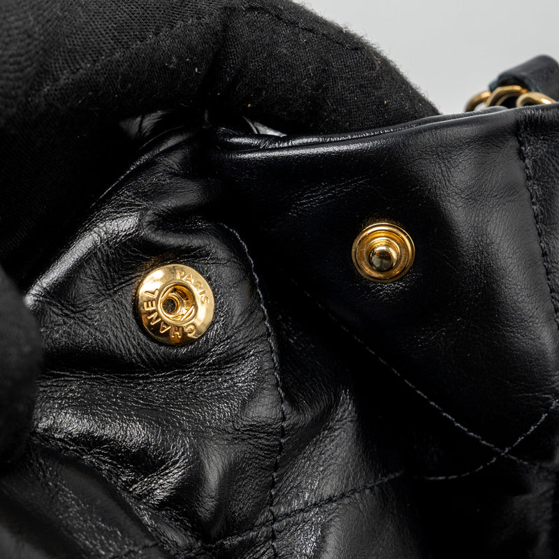 Chanel Medium 22 Bag Shiny Calfskin Black GHW (Microchip)