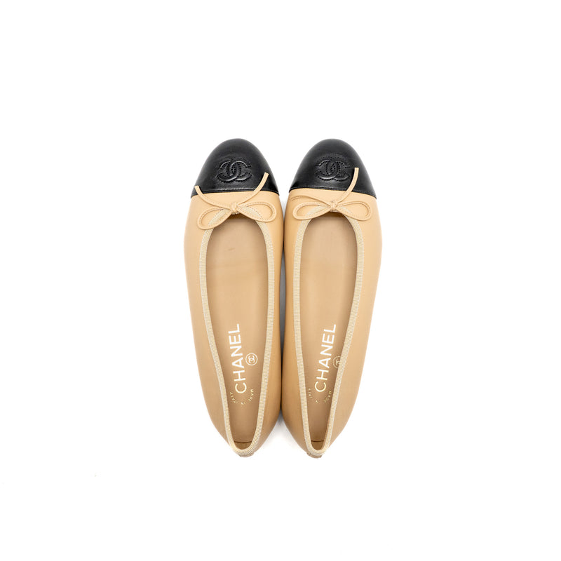 Chanel Size 37 Ballerinas Flat Shoes Lambskin Beige/Black
