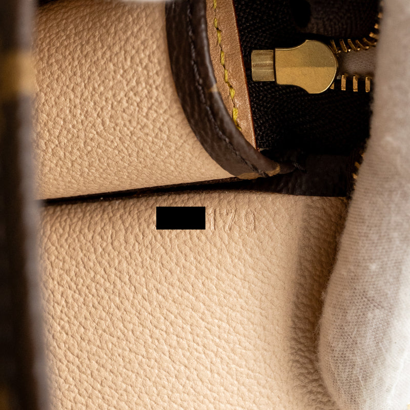 Louis Vuitton Toiletry Pochette 26 Monogram Canvas GHW