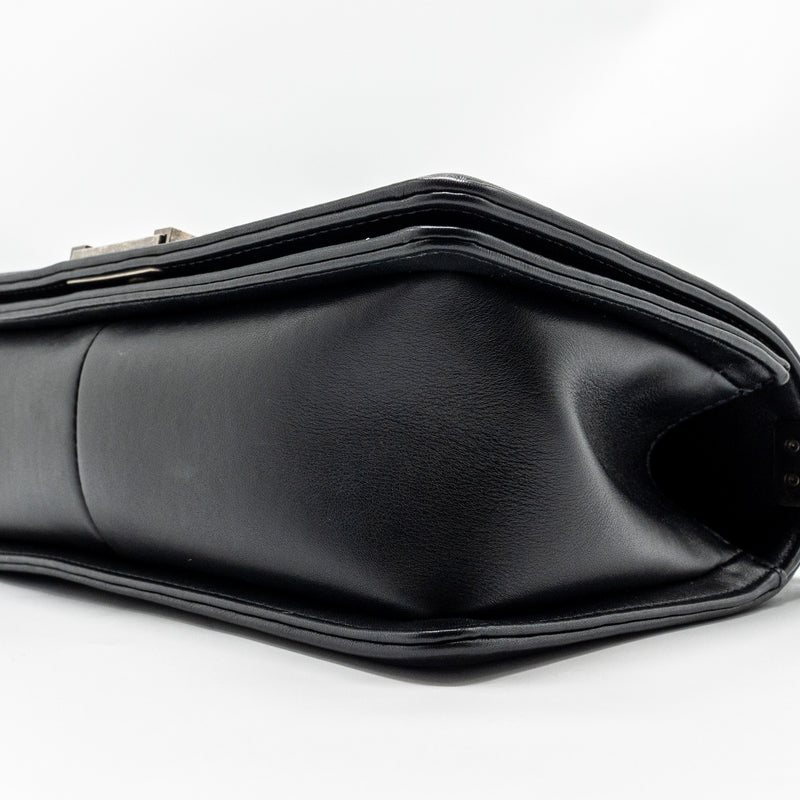 Chanel Medium Boy Bag Calfskin Black Ruthenium Hardware