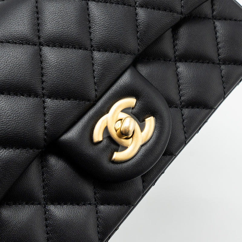 Chanel 23K pearl crush mini rectangular flap bag lambskin black GHW (m