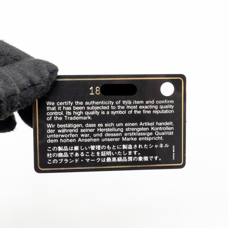 Chanel medium classic double flap bag caviar black GHW