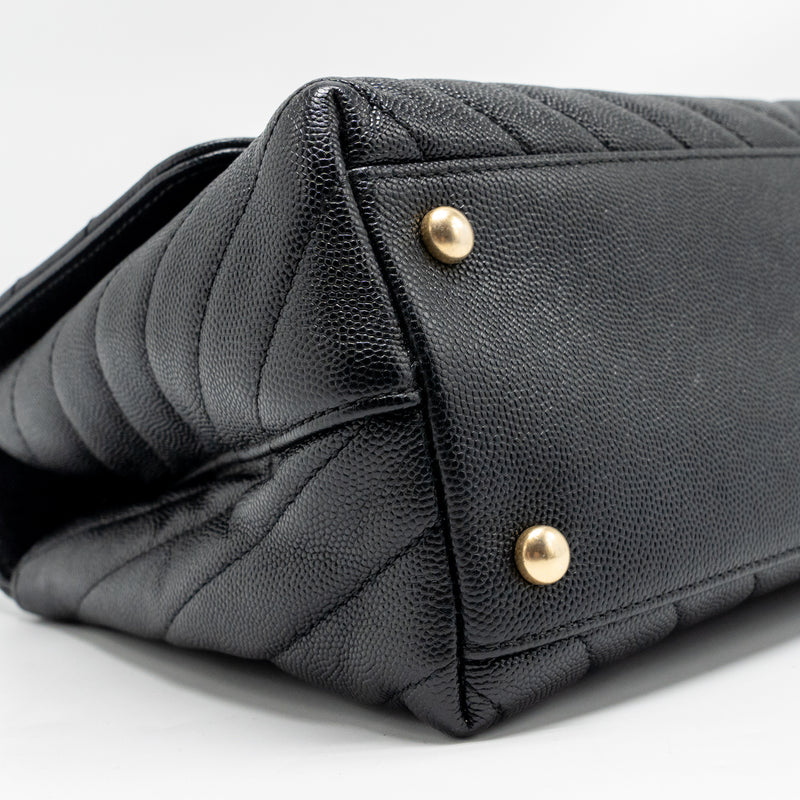 Chanel Medium Chevron Coco handle caviar black GHW