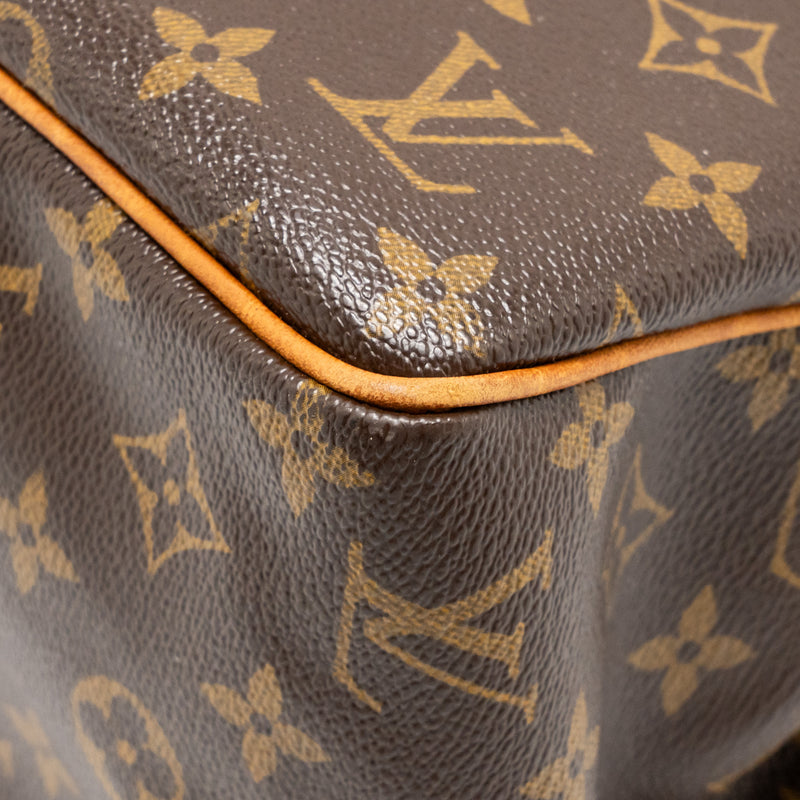 Louis Vuitton Batignolles Vertical Monogram Canvas GHW