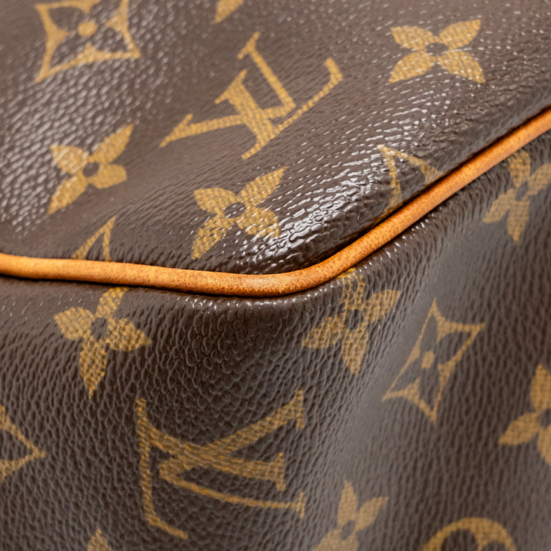 Louis Vuitton Batignolles Vertical Monogram Canvas GHW