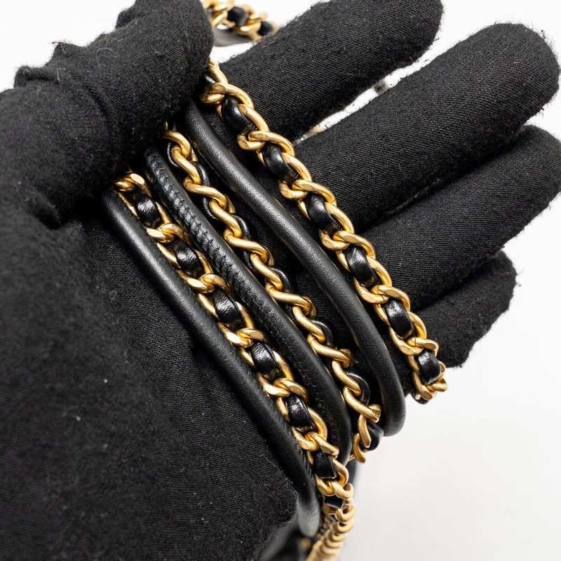 Chanel Mini 22 Bag Shiny Calfskin black GHW (Microchip)