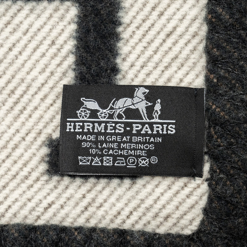 HERMES Avalon Throw Blanket Wool Ecru/Noir