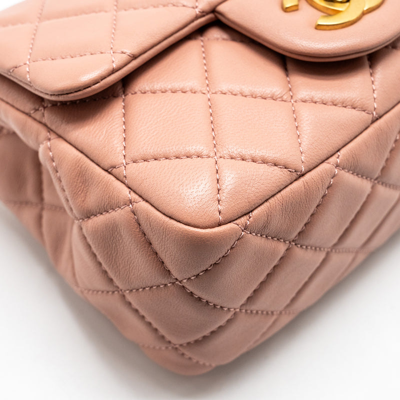 Chanel Pearl Crush Mini Square Flap Bag Lambskin Pink GHW(Microchip)