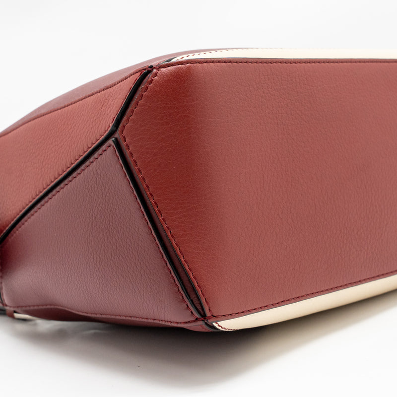 Loewe Small Puzzle Bag Grained Calfskin Burgundy / Multicolour SHW