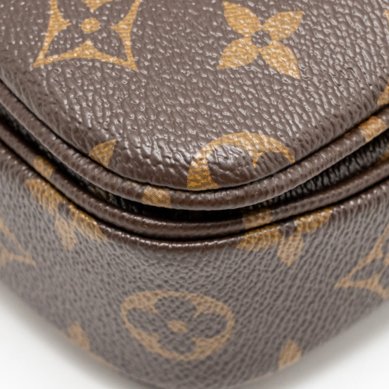 Louis Vuitton Pochette Metis monogram Canvas GHW