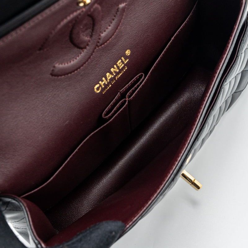 Chanel medium classic flap bag lambskin black GHW